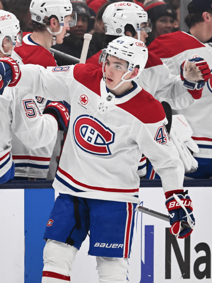 却用一场场 却用一场场